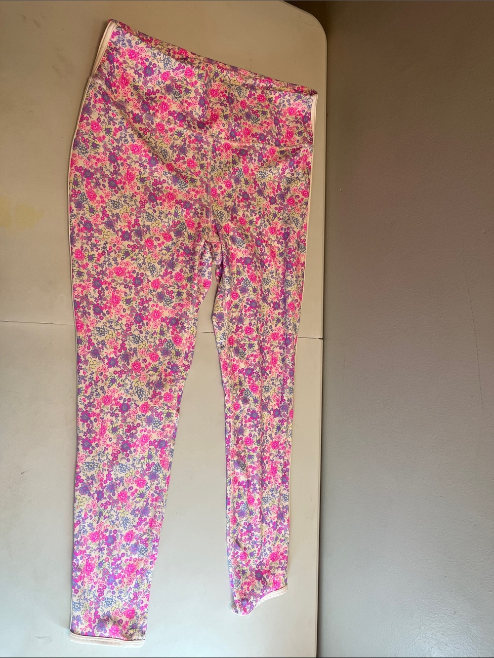 JoyLab Pink and Purple Floral women Leggings.